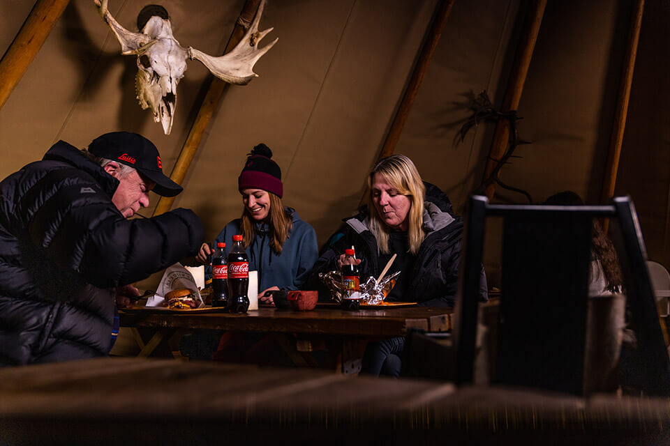 customer-eating-lunch-in-tipi